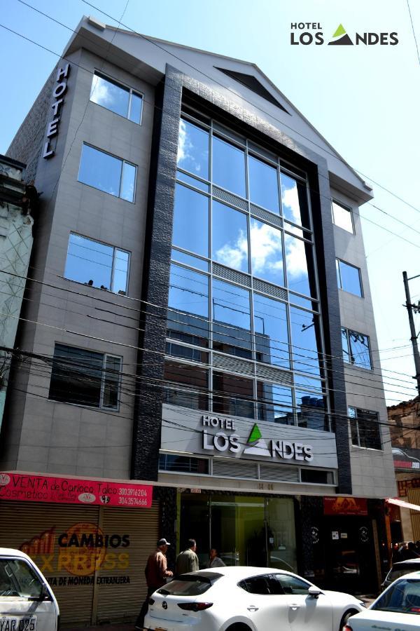 Hotel Los Andes อิปิอาเลส ภายนอก รูปภาพ